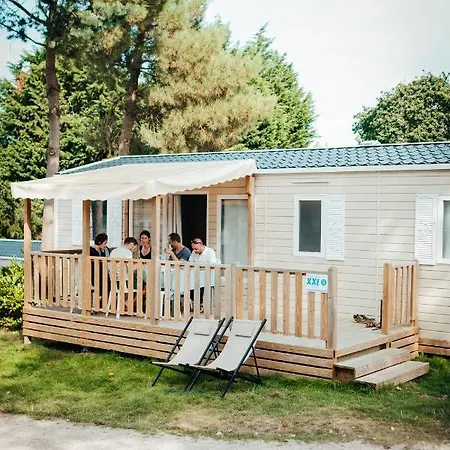 Mobil Home Xxl 4 Chambres - Camping Le Coiroux Aubazines Exterior foto